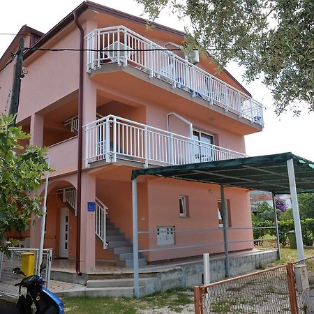 Apartmani Ramljak Marina Esterno foto