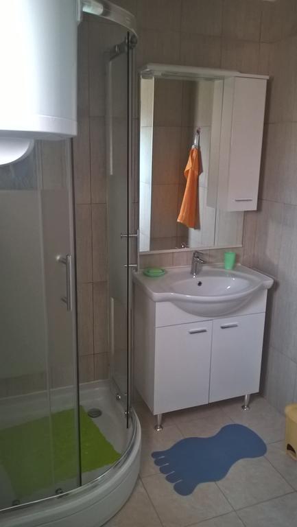 Apartmani Ramljak Marina Esterno foto